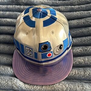 Disney's Star Wars R2D2 Cap New Era 59 Fifty, 7 1/2. Worn once at WDW.